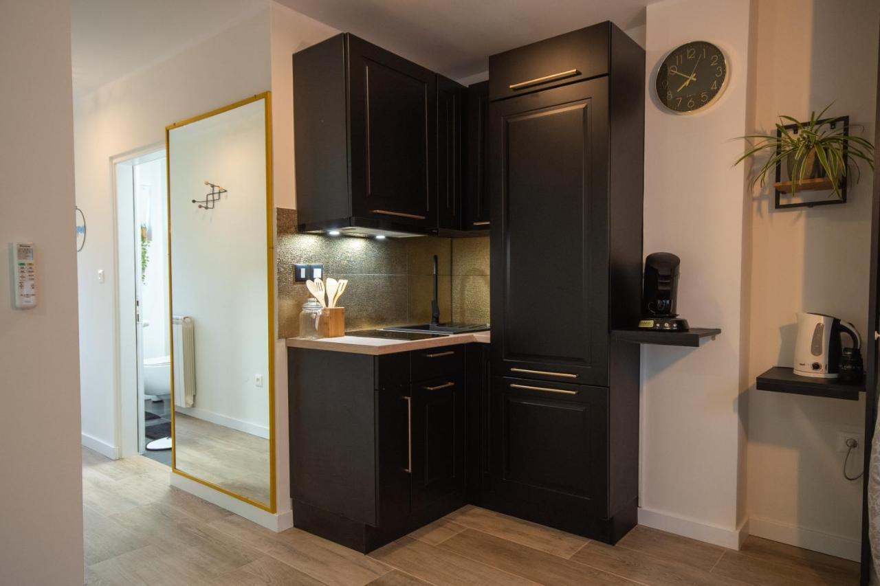 Wellness Studio D'Or - Exclusive New Apartment With Whirlpool, Sauna, Sunny Terrace, Private Parking Poreč Exterior foto