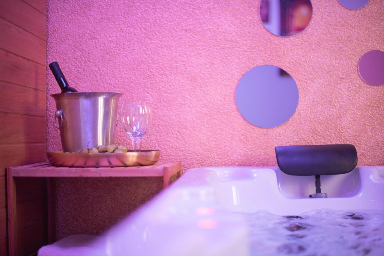 Wellness Studio D'Or - Exclusive New Apartment With Whirlpool, Sauna, Sunny Terrace, Private Parking Poreč Exterior foto